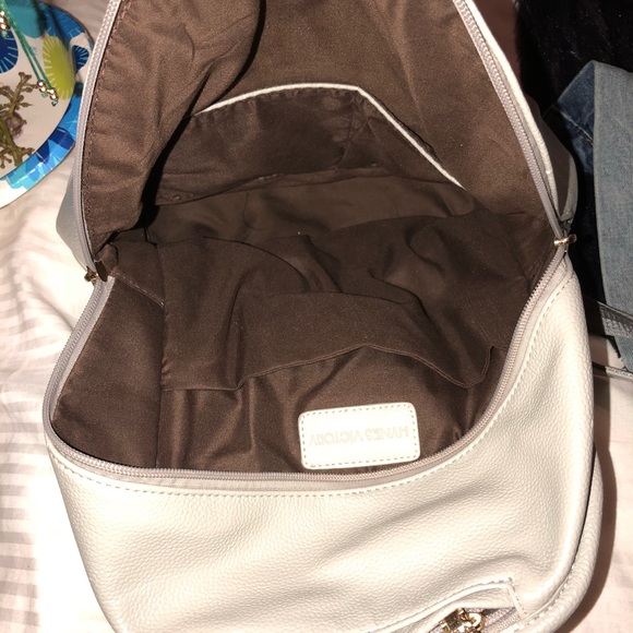 Backpack - Picture 8 of 8